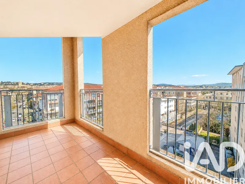 Appartement à Aix-en-Provence (13090)