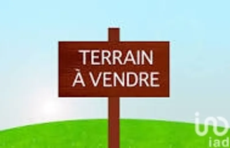 Terrain à bâtir à Saint-Simon-de-Bordes (17500)