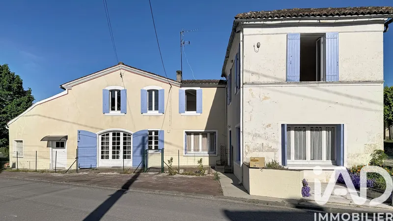 Maison de village à Neuillac (17520)